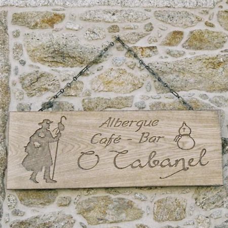 O Cabanel Albergue-Bar Villastose ภายนอก รูปภาพ